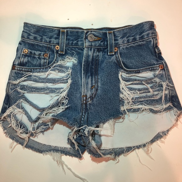 Levi’s Distressed Cutoffs - Picture 1 of 4